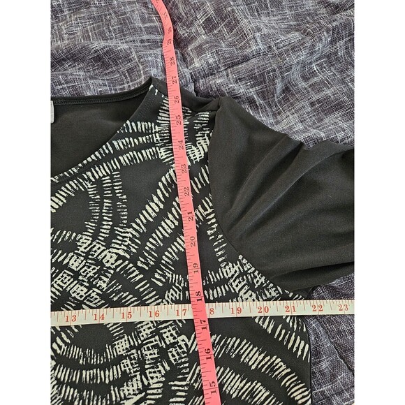 Travelers By Chicos Black And White Top Size 2 (12 Medium) - Picture 4 of 5